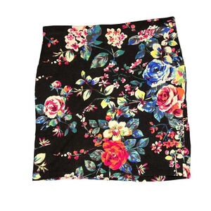 Express Women's‎ Small Multicolor Floral Print Elastic Waist Pull-On Mini Skirt